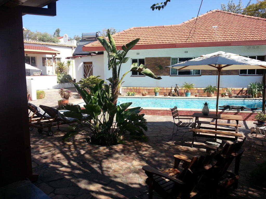 Rivendell Hotel Windhoek Exterior photo
