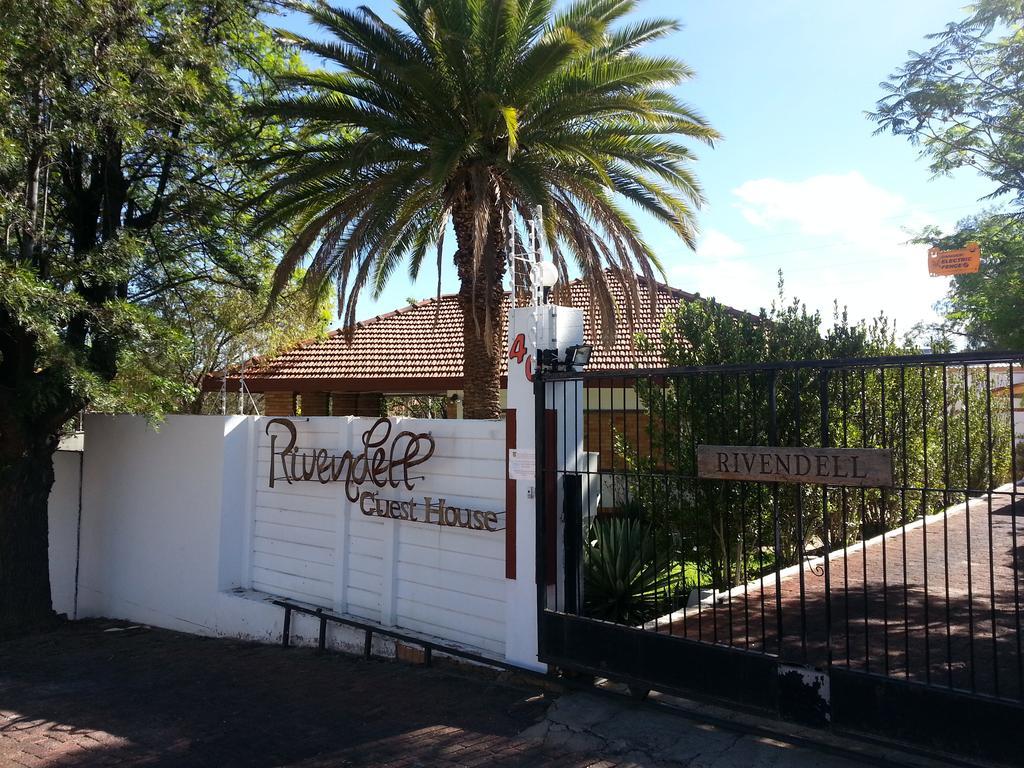 Rivendell Hotel Windhoek Exterior photo