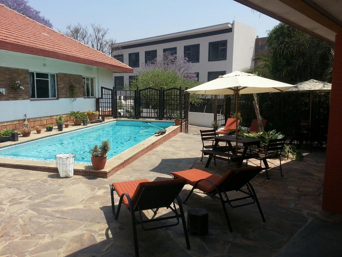 Rivendell Hotel Windhoek Exterior photo